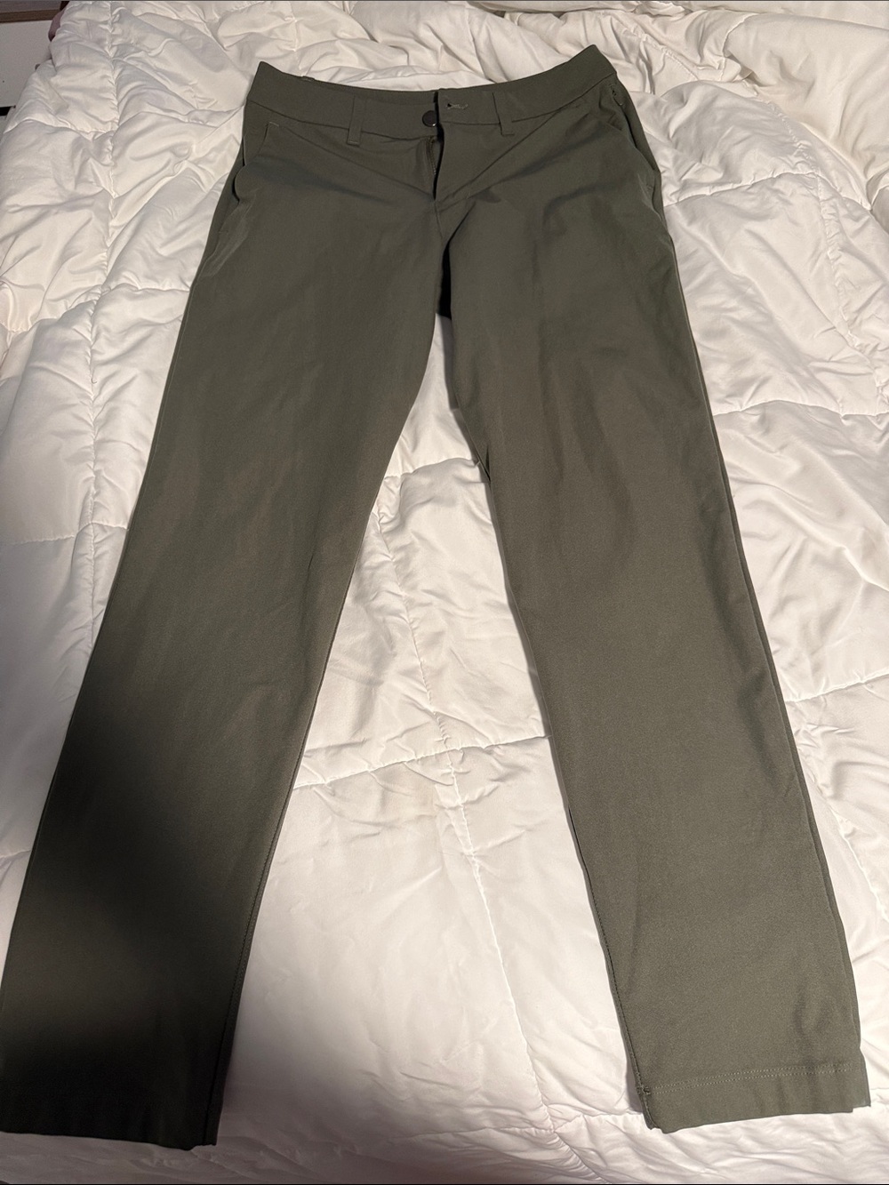 lululemon athletica Men's Stretch Chinos in Olive